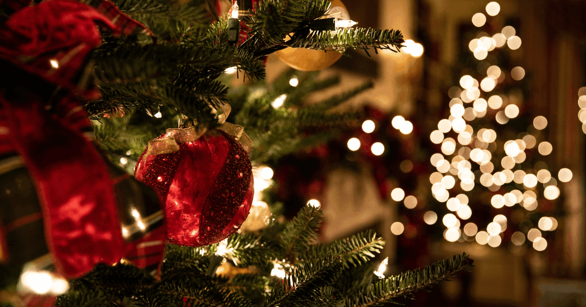 Decoraciones arbol de navidad tendencia 2023