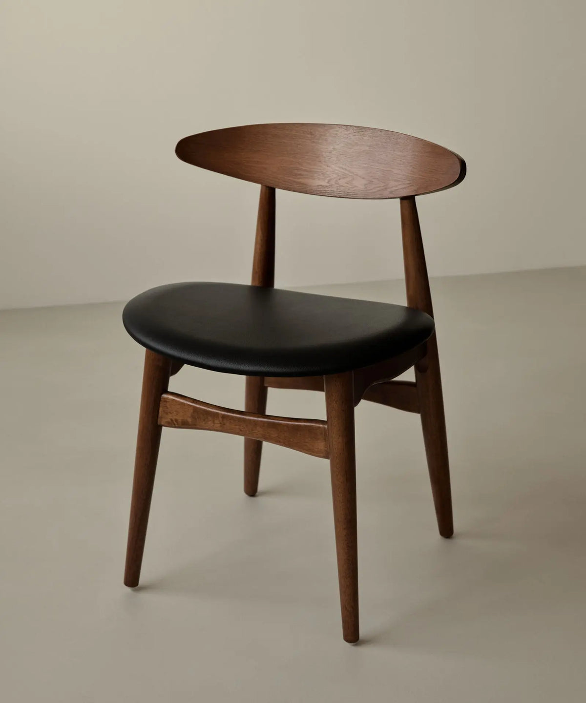 48289695727953 Silla de Comedor en Madera Acolchada Kyoto Sillas de Madera Northdeco