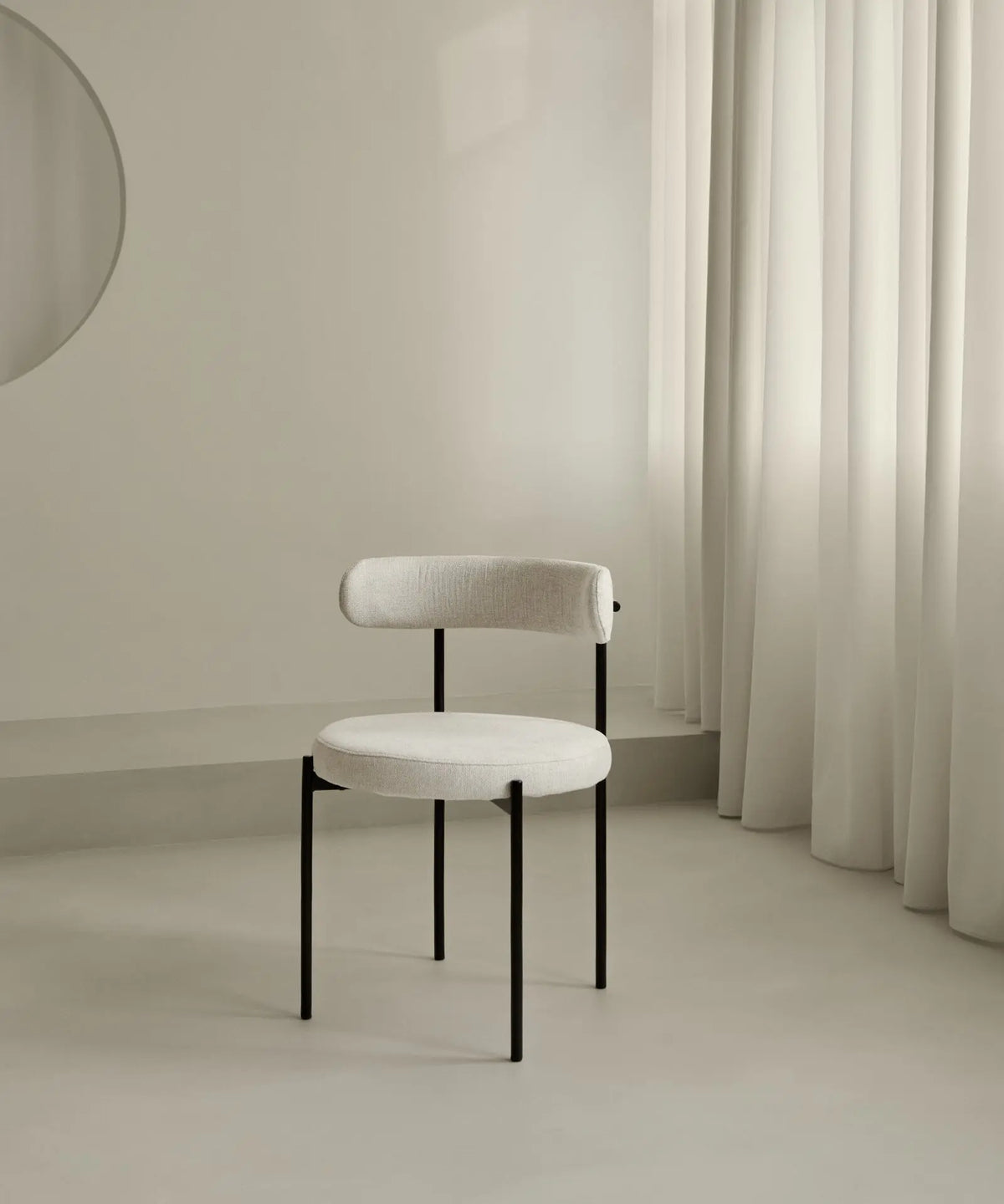 48631422386513 Silla de Comedor en Tela y Metal Alexia Sillas tapizadas Northdeco