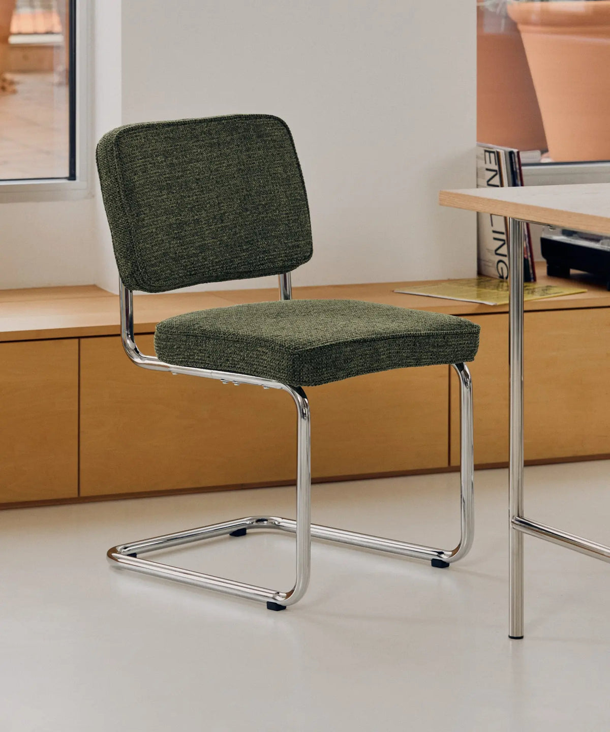 55253067694466 Silla de Comedor Tela y Metal Anela Sillas tapizadas Northdeco
