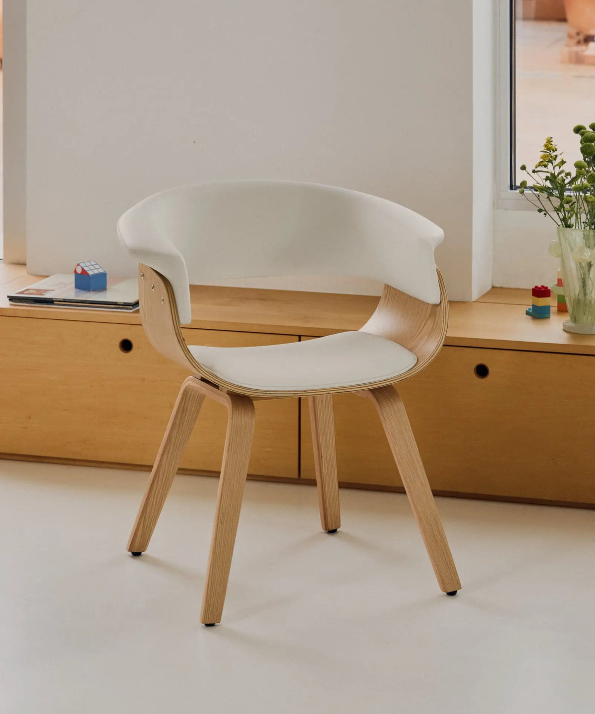 41841739759795 Silla de Comedor en Madera y Polipiel Beckett Sillas de Madera Northdeco