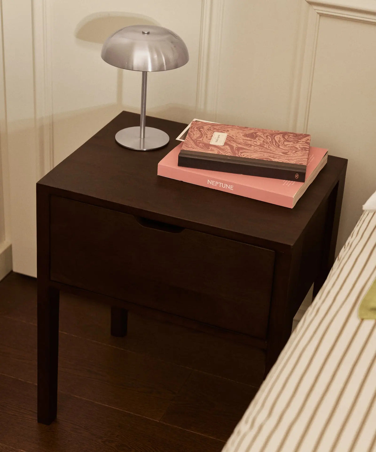 56755105661314 Mesita de Noche en Madera de Mango Lanka Mesas de Madera Northdeco