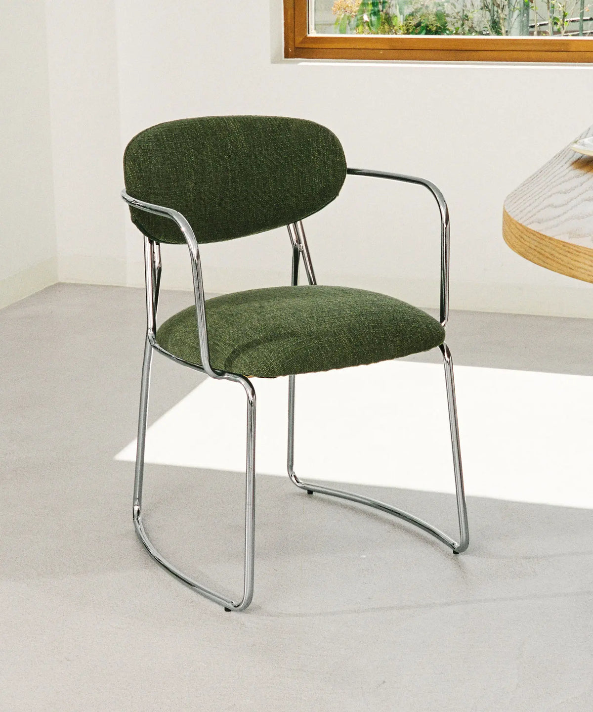 56625826496898 Silla de Comedor de Tela y Metal con Reposabrazos Moritz Arms Sillas tapizadas Northdeco