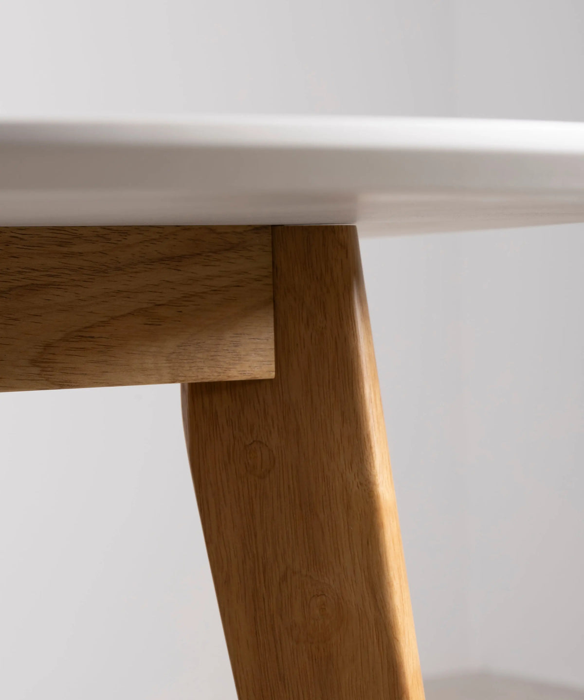 Mesa de Comedor Ovalada Elia (150 x 90 cm) Mesas de Madera Northdeco