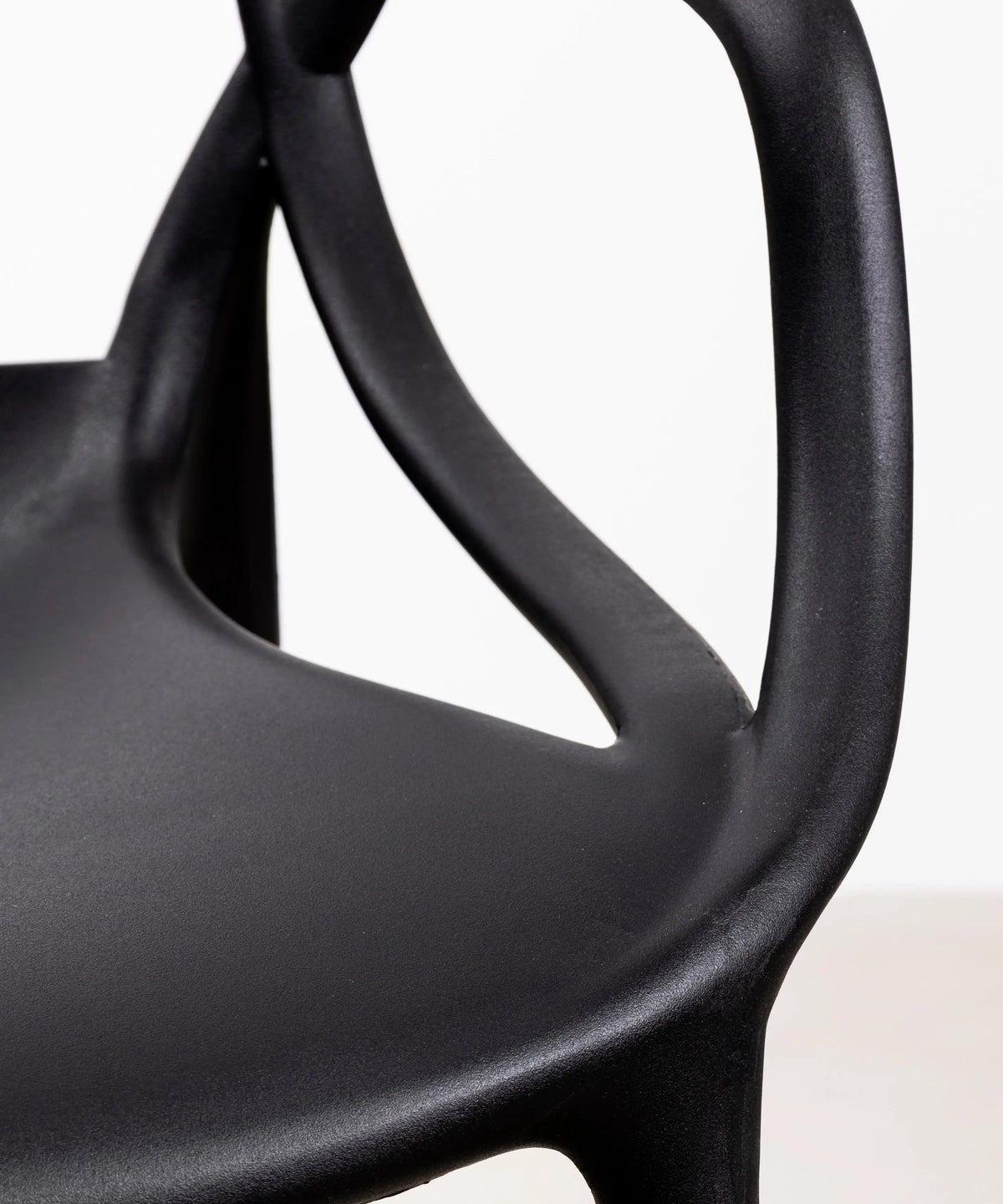 37789148840115 Silla Loop Sillas de Plástico Northdeco