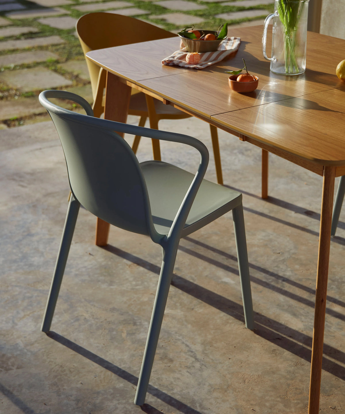 42030800896179 Silla Gigi Sillas de Plástico Northdeco Gris-Musgo