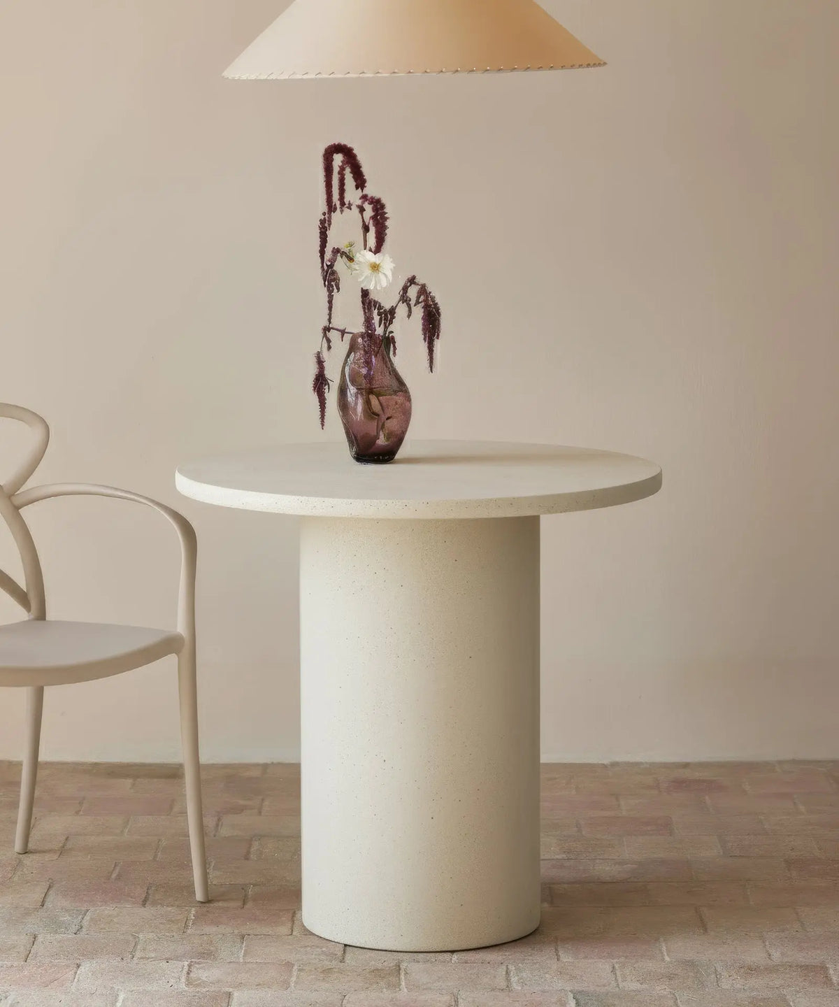 55283712000386 Mesa de Comedor Redonda en Microcemento Argo (80 cm) Mesa de comedor Northdeco