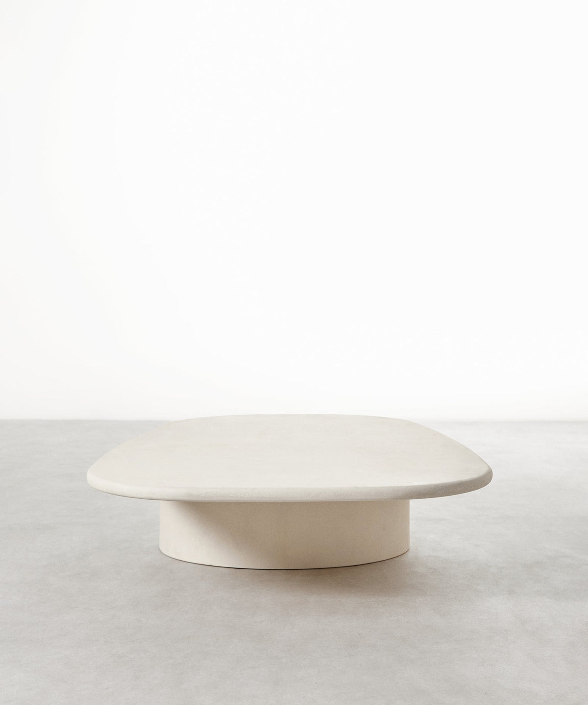 55284172358018 Mesa de Centro Alargada en Microcemento Lira (135 cm) Mesas de Madera Northdeco
