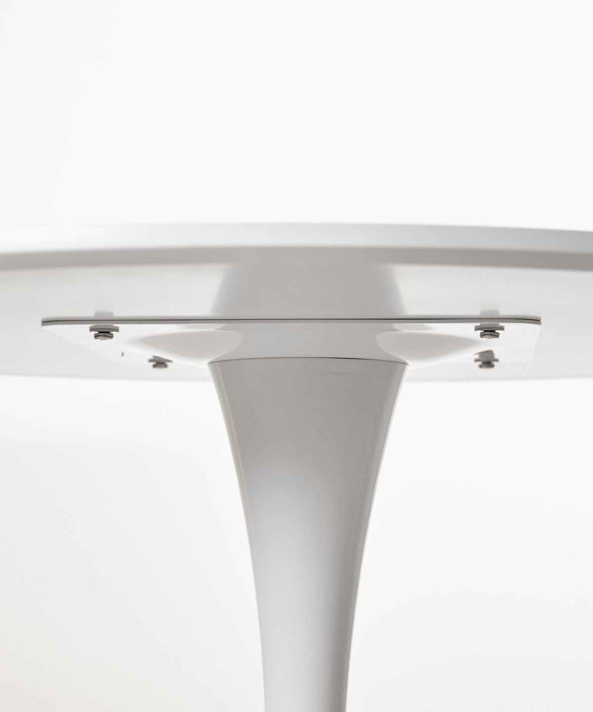 55066406551938 Mesa redonda de madera y fibra de vidrio Tulia (100 cm) Mesas Northdeco