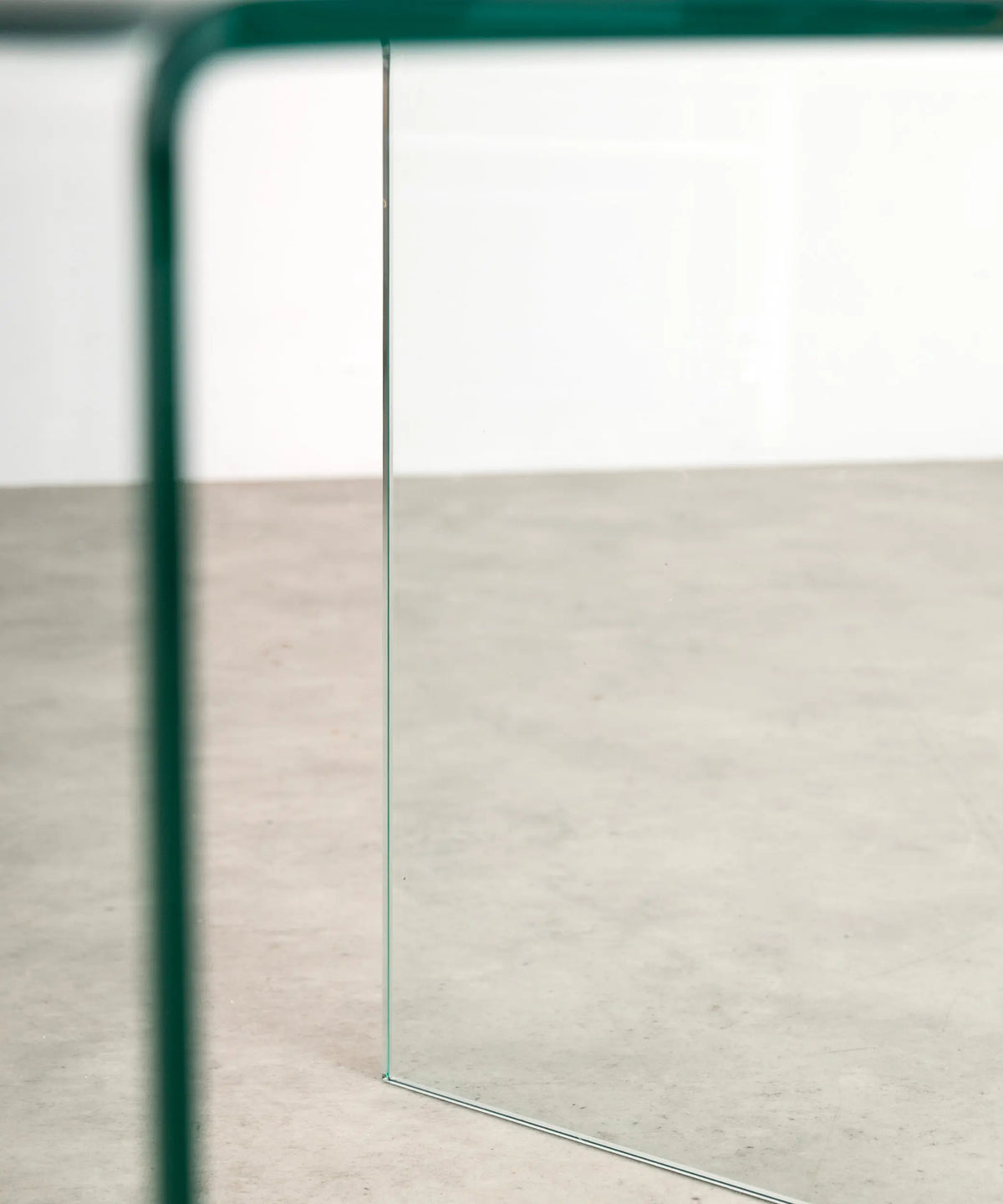47205038948689 Mesa de Cristal Jolene 63 cm x 50 cm Mesas de Cristal Northdeco