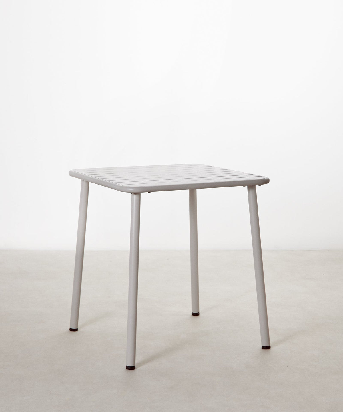 55102314480002 Mesa exterior de metal cuadrada Brisa (70x70 cm) Mesas Northdeco