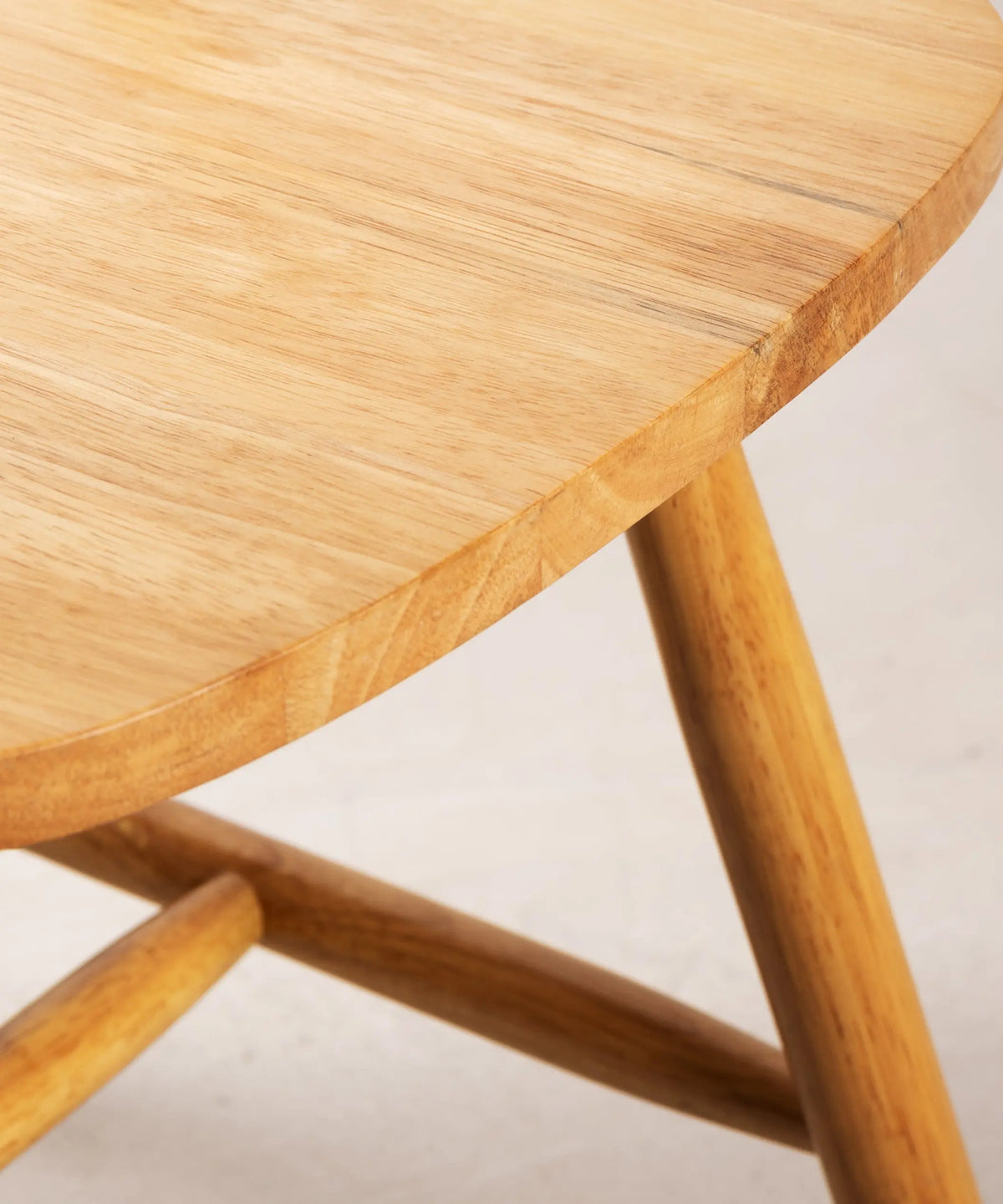 Silla Sena Arms  Northdeco