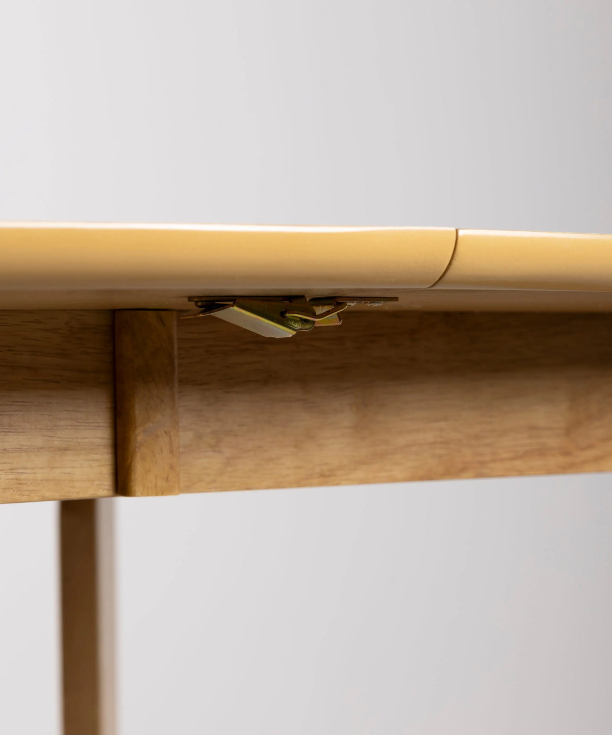 Mesa de Comedor Oval Extensible Gala (150-200 x 90 cm) Mesas de Madera Northdeco