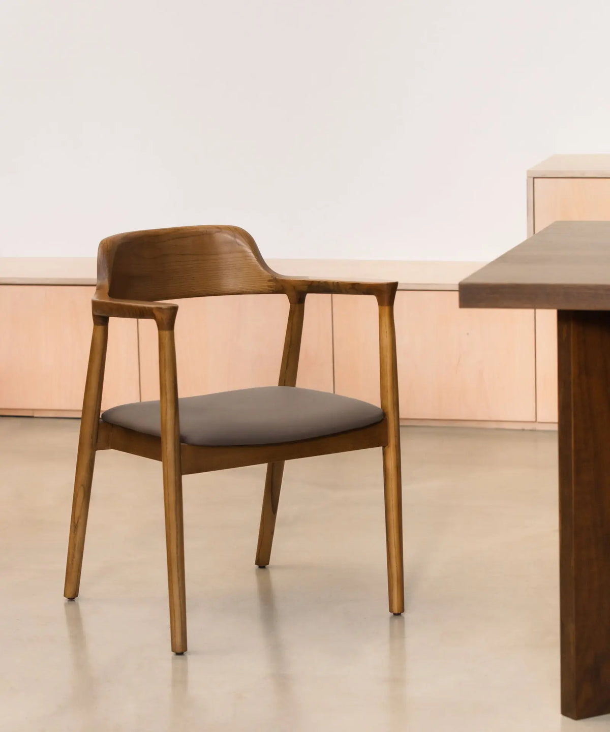 Silla de Comedor en Madera y Polipiel Olivia Sillas de Madera Northdeco