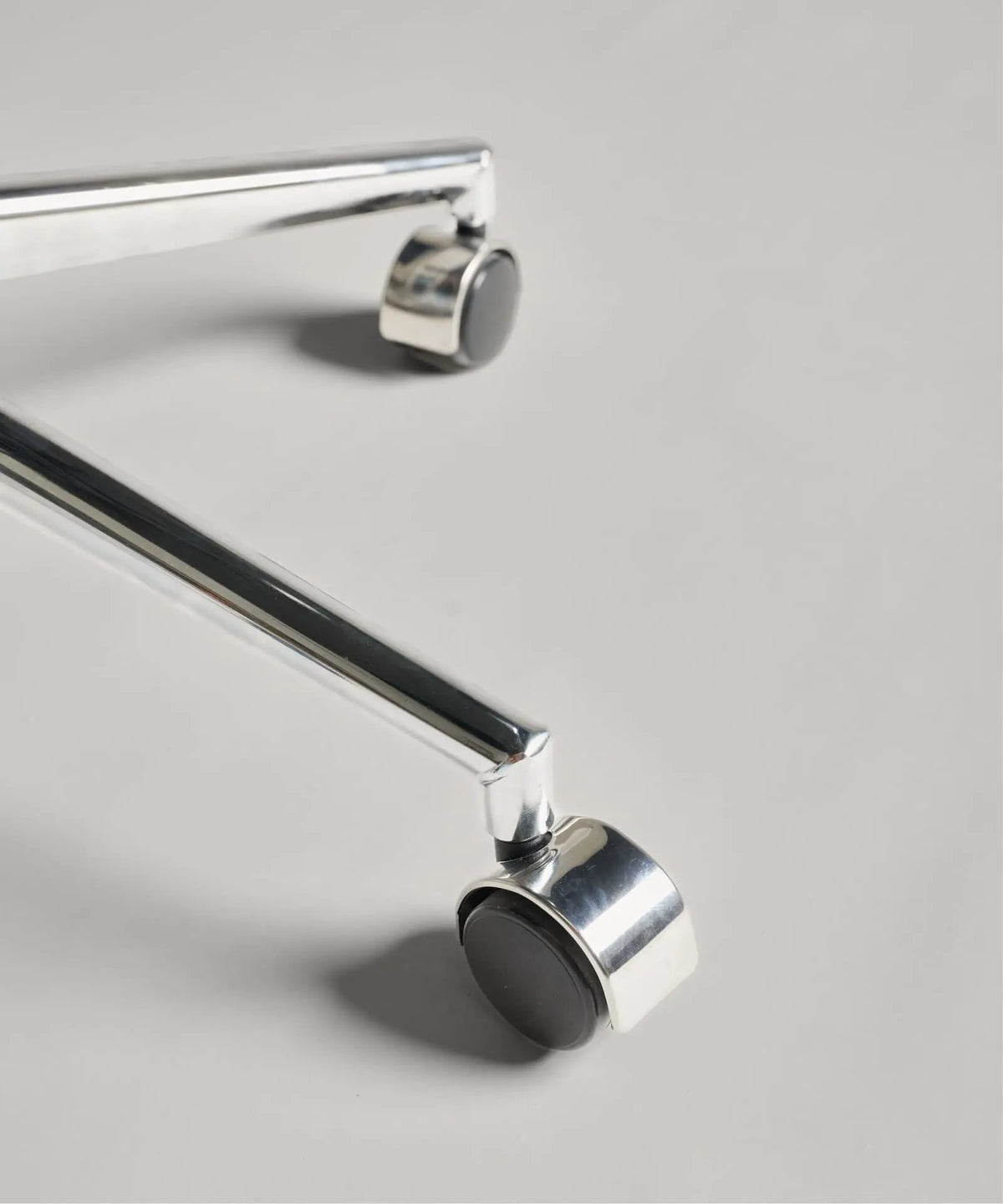55961813188994 Silla de Oficina en Polipiel Kane Low Base Sillas de Oficina Northdeco