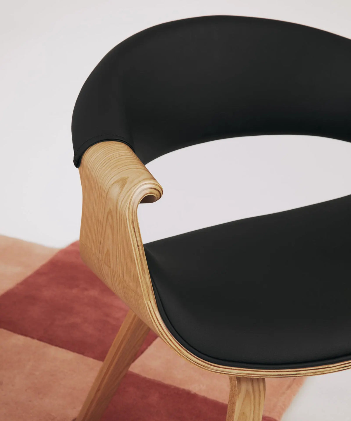 41887124193459 Silla de Comedor en Madera y Polipiel Binsa Sillas de Madera Northdeco