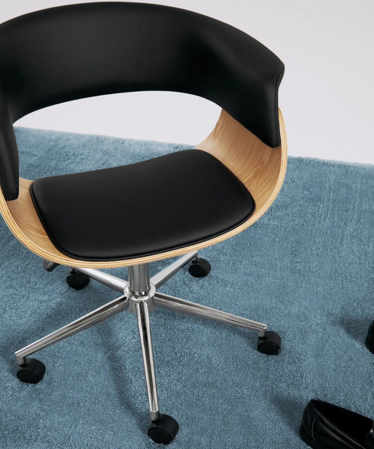 42252177801395 Silla de Escritorio de Polipiel y Madera Beckett Sillas de Oficina Northdeco