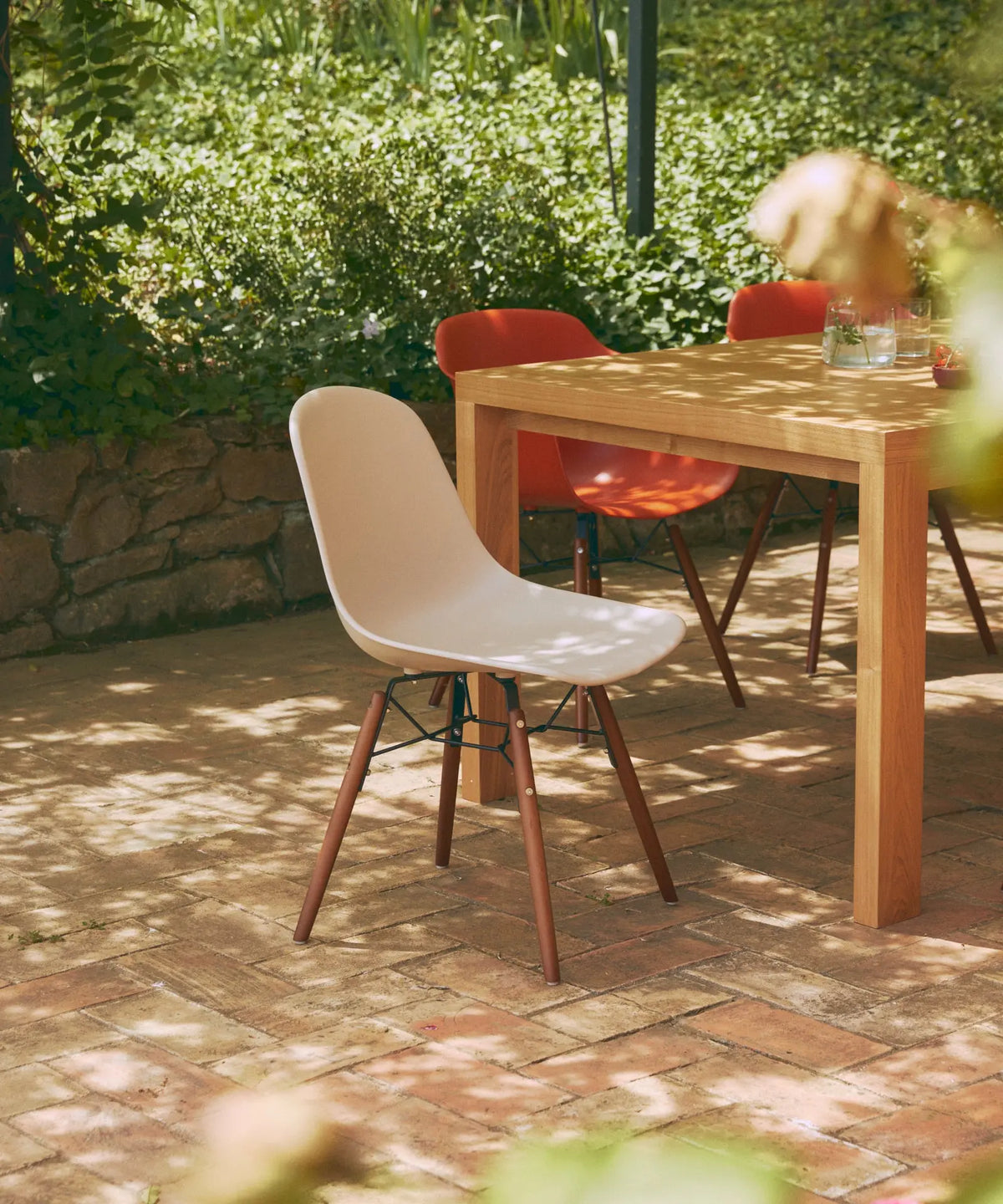 42016689520819 Silla de Polipropileno y Madera Elon Sillas de Plástico Northdeco