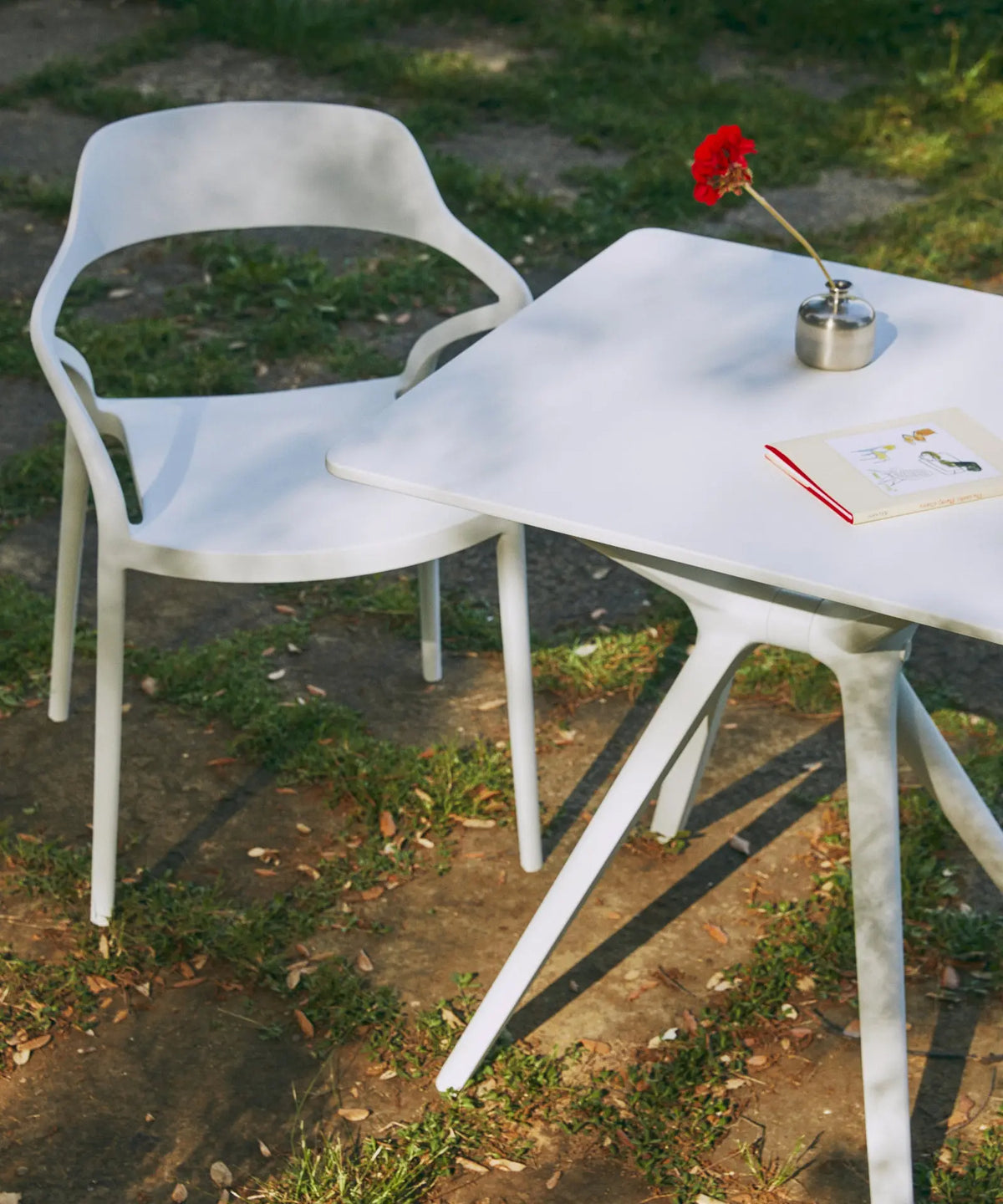 49862665797969 Silla de Polipropileno con Reposabrazos Grace Sillas de Plástico Northdeco
