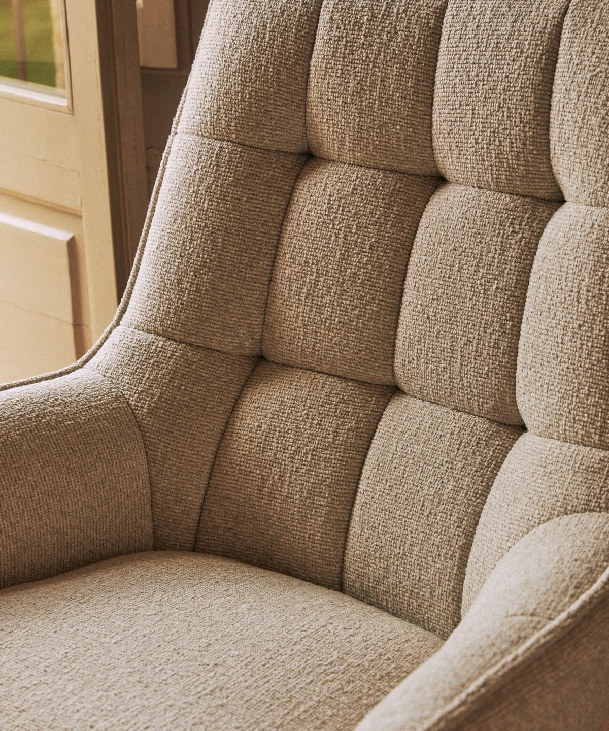 55201055932802 Sillón giratorio de tejido suave Alvar Sillones tapizados Northdeco