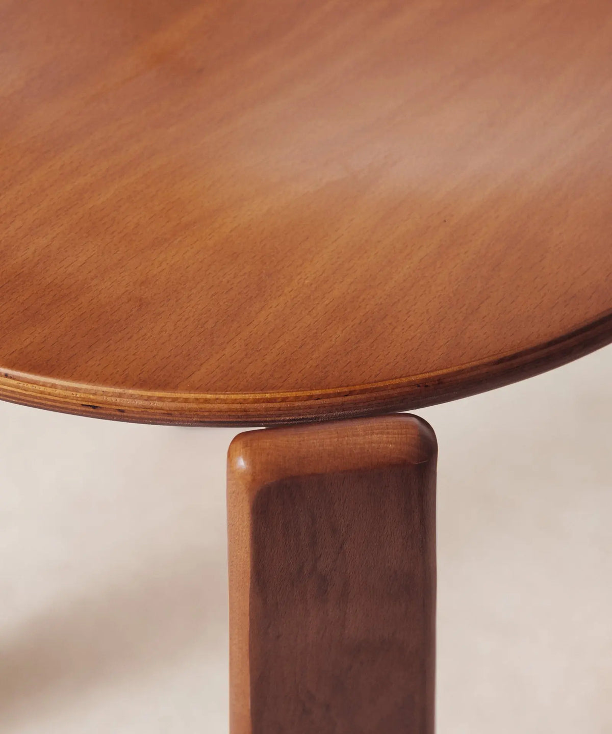 56200707604866 Silla de Comedor en Madera Alara Sillas de Madera Northdeco