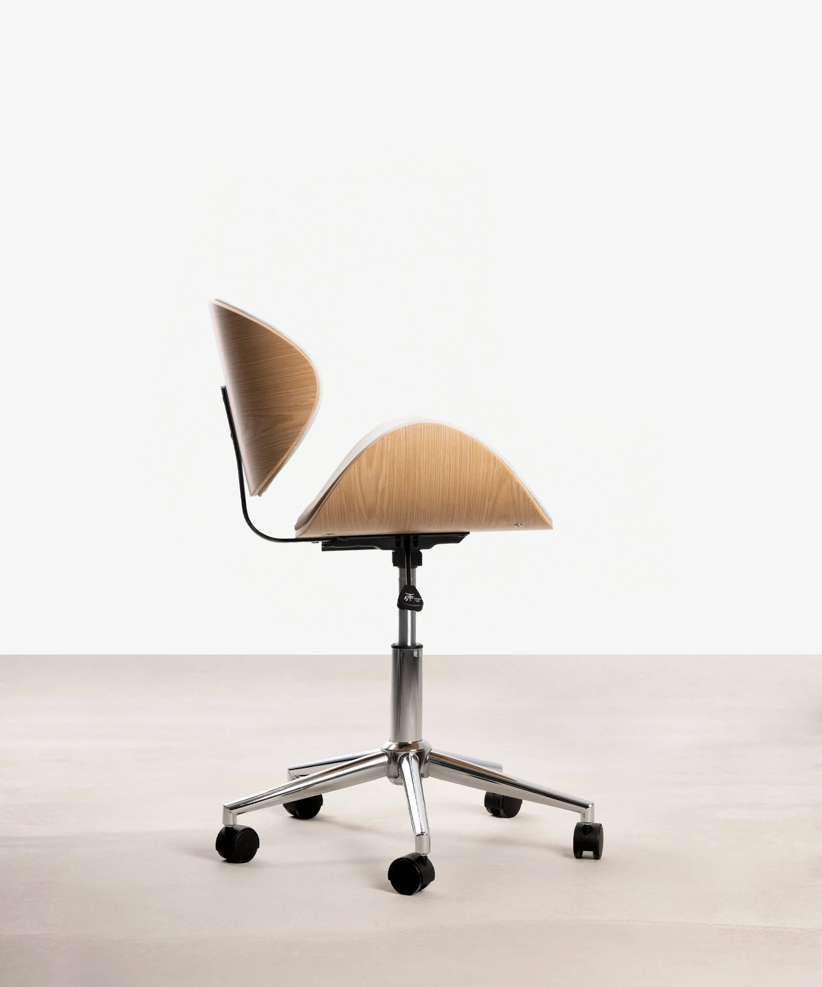 42013104275635 Silla de Escritorio Shelley Sillas de Oficina Northdeco