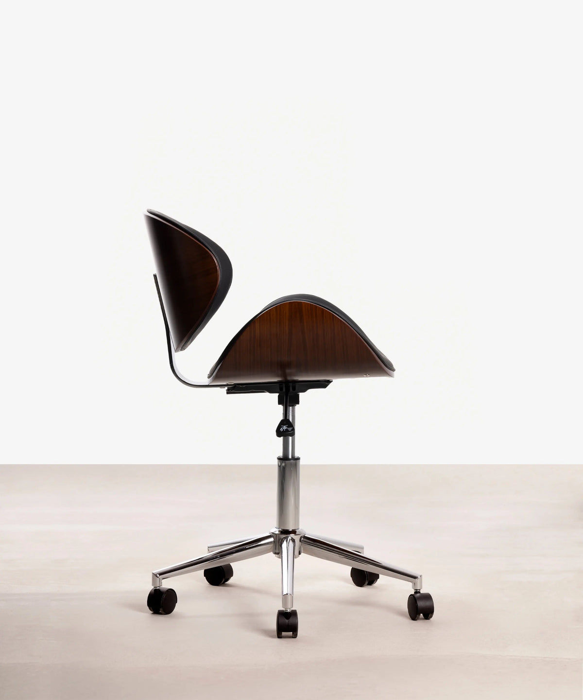 42013104373939 Silla de Escritorio Shelley Sillas de Oficina Northdeco
