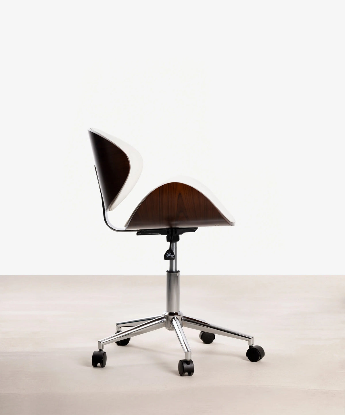 42013104308403 Silla de Escritorio Shelley Sillas de Oficina Northdeco