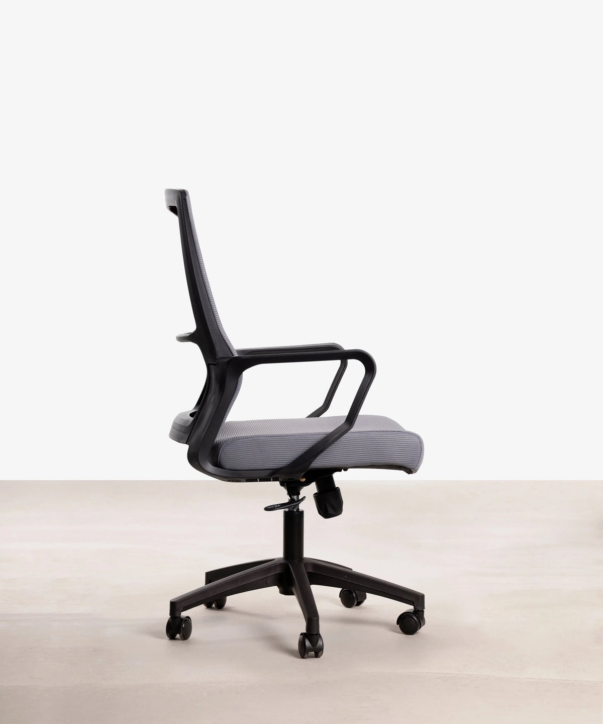 Silla Oficina Ergonómica Shorti - Black Edition Sillas de Oficina Northdeco