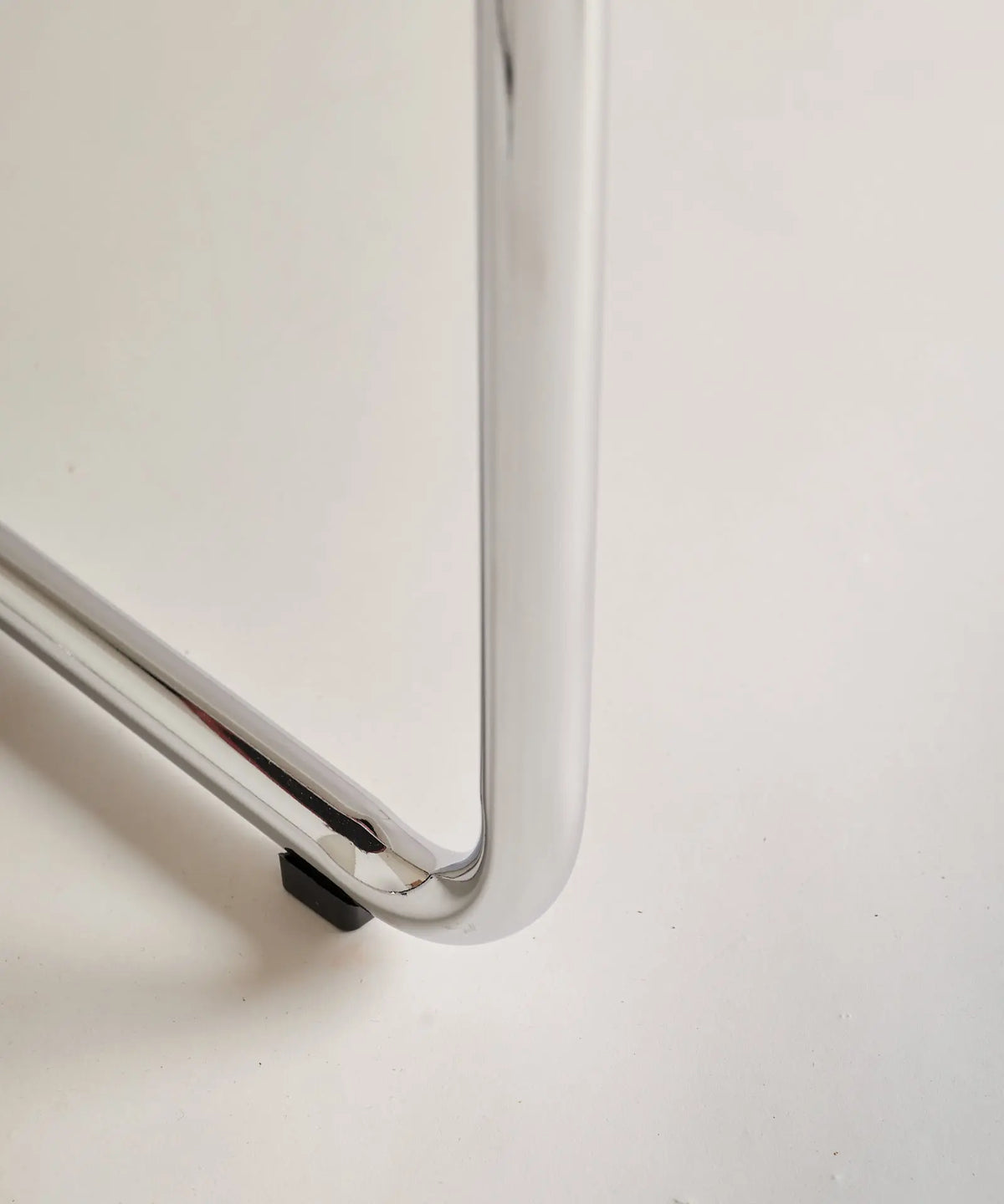 56626077303170 Silla de Comedor Tela de Pana y Metal Anela Sillas tapizadas Northdeco