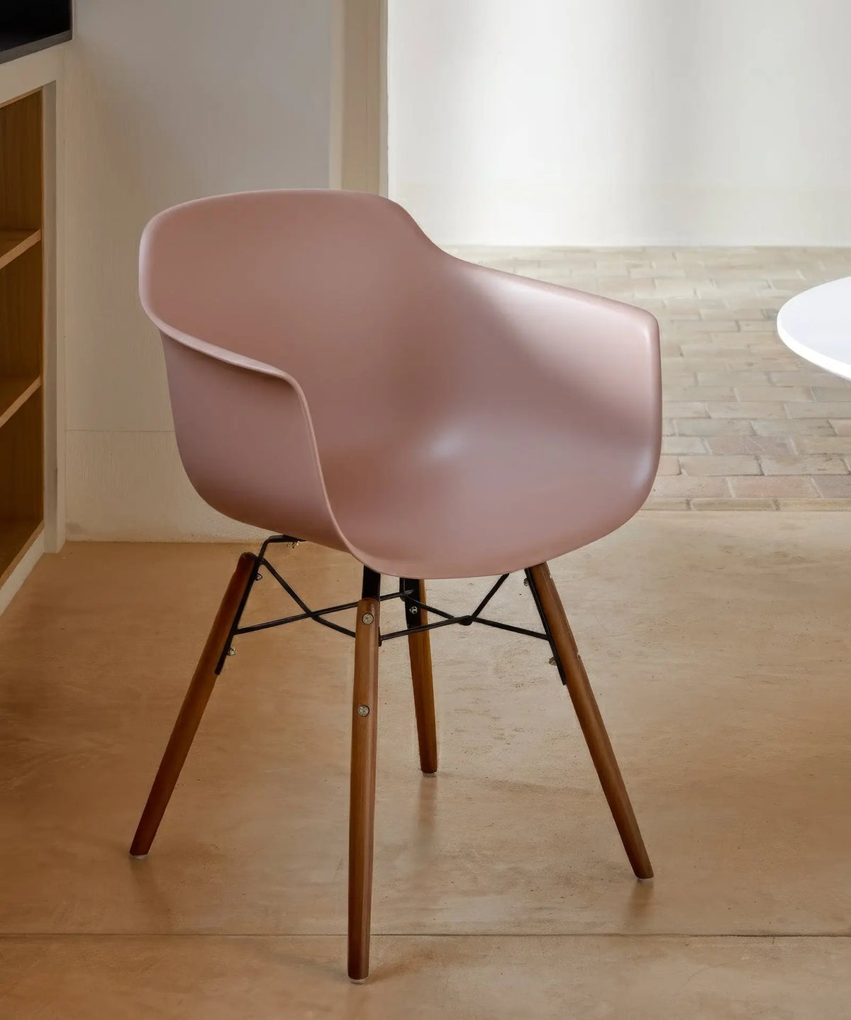 42033244995763 Silla de Polipropileno y Madera con Reposabrazos Elon Arms Sillas de Plástico Northdeco