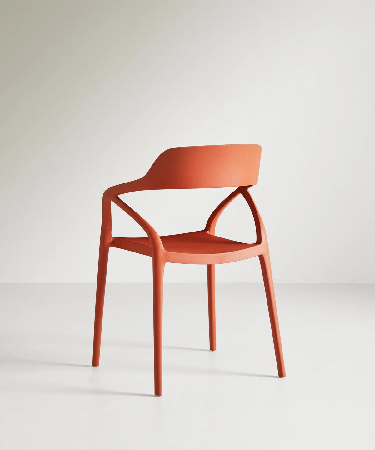 48433243128145 Silla de Polipropileno con Reposabrazos Grace Sillas de Plástico Northdeco