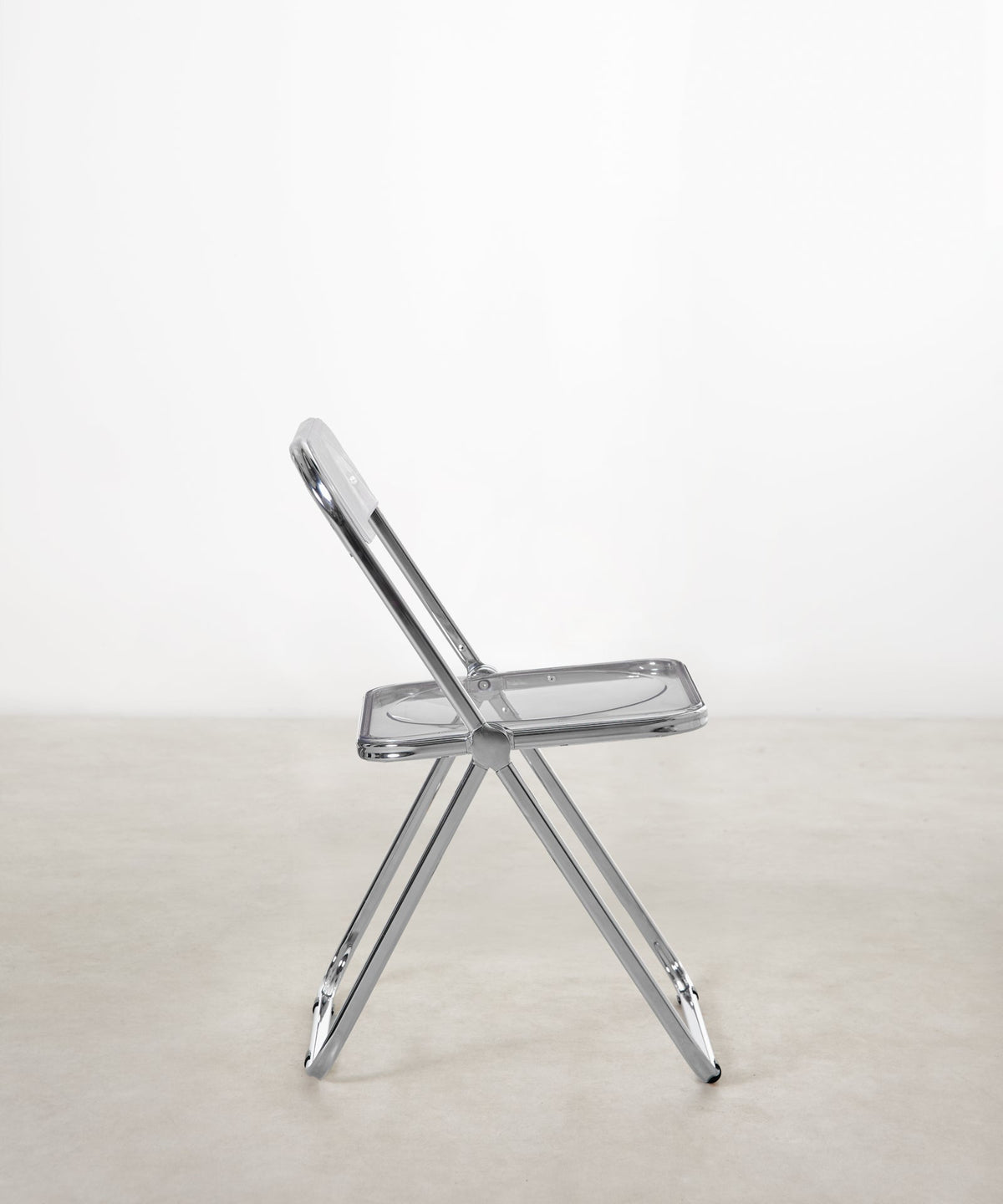 55414232056194 Silla plegable en hierro Enid Sillas de Plástico Northdeco