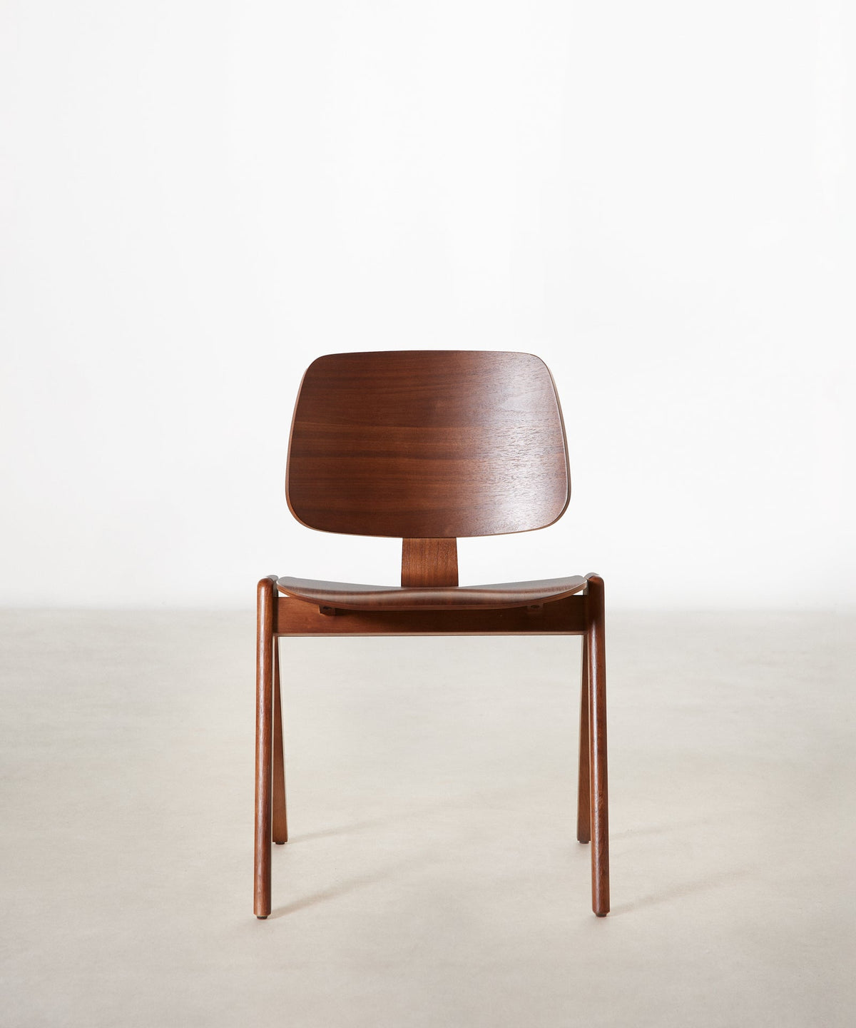 55215074869634 Silla de Comedor en Madera Vega  Northdeco