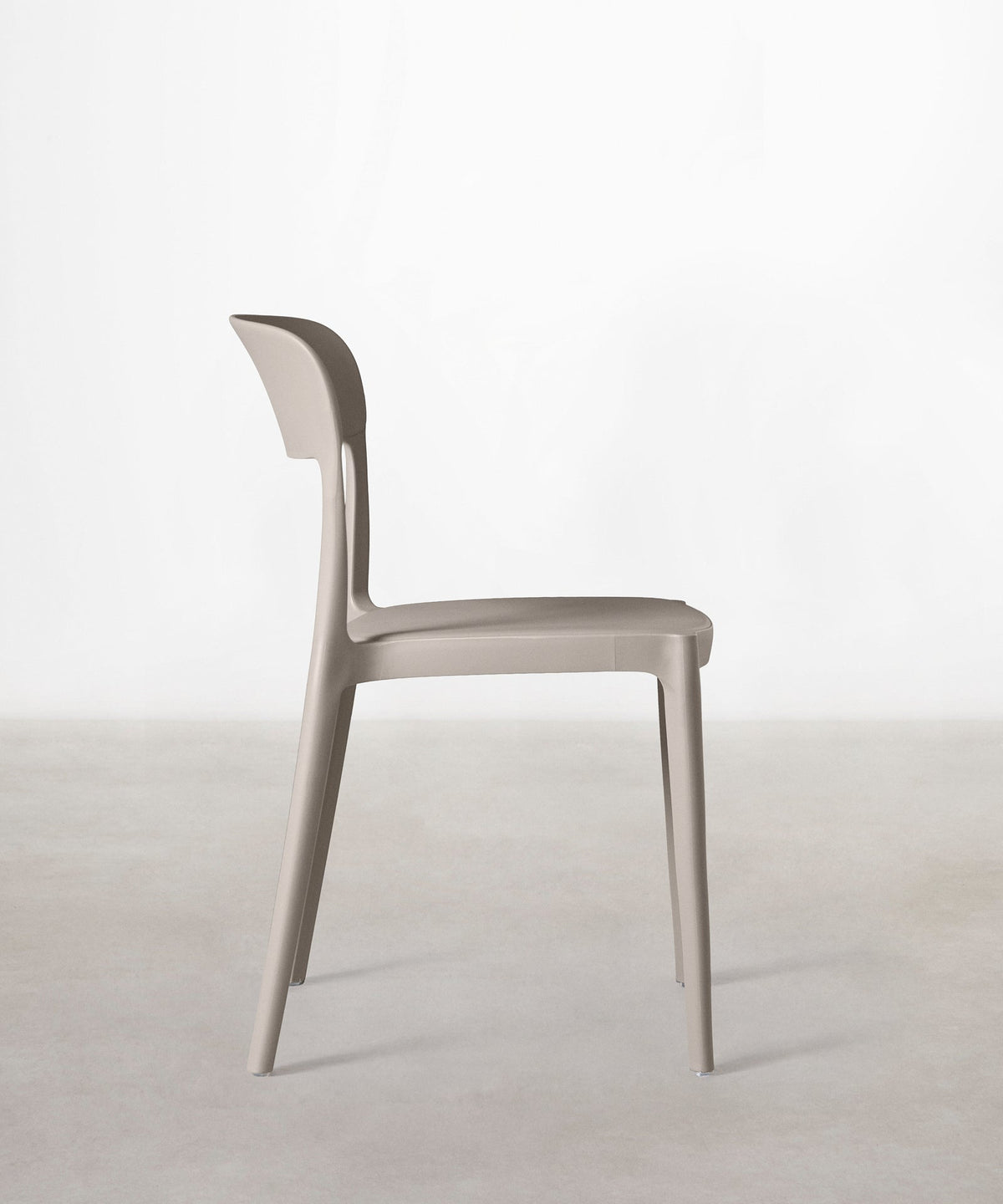 56443632779650 Silla de Polipropileno con Reposabrazos Saria Sillas de Plástico Northdeco
