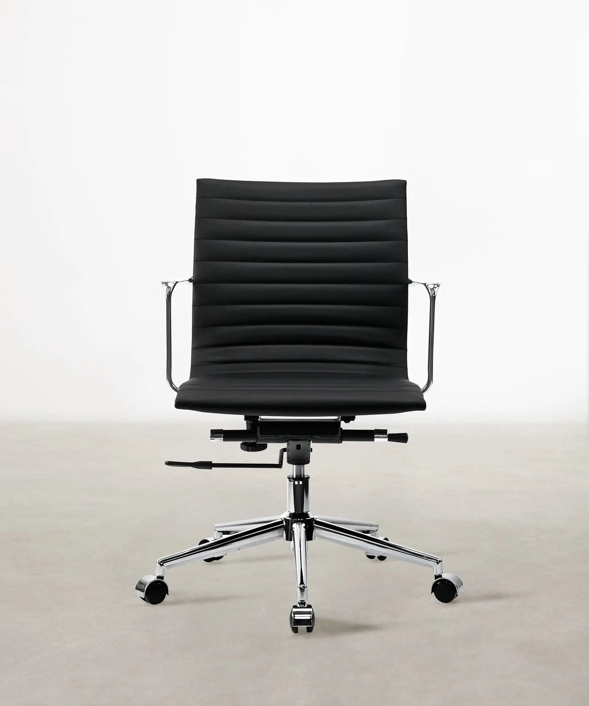 55948180586882 Silla de Oficina en Polipiel Benet Low Back Sillas de Oficina Northdeco