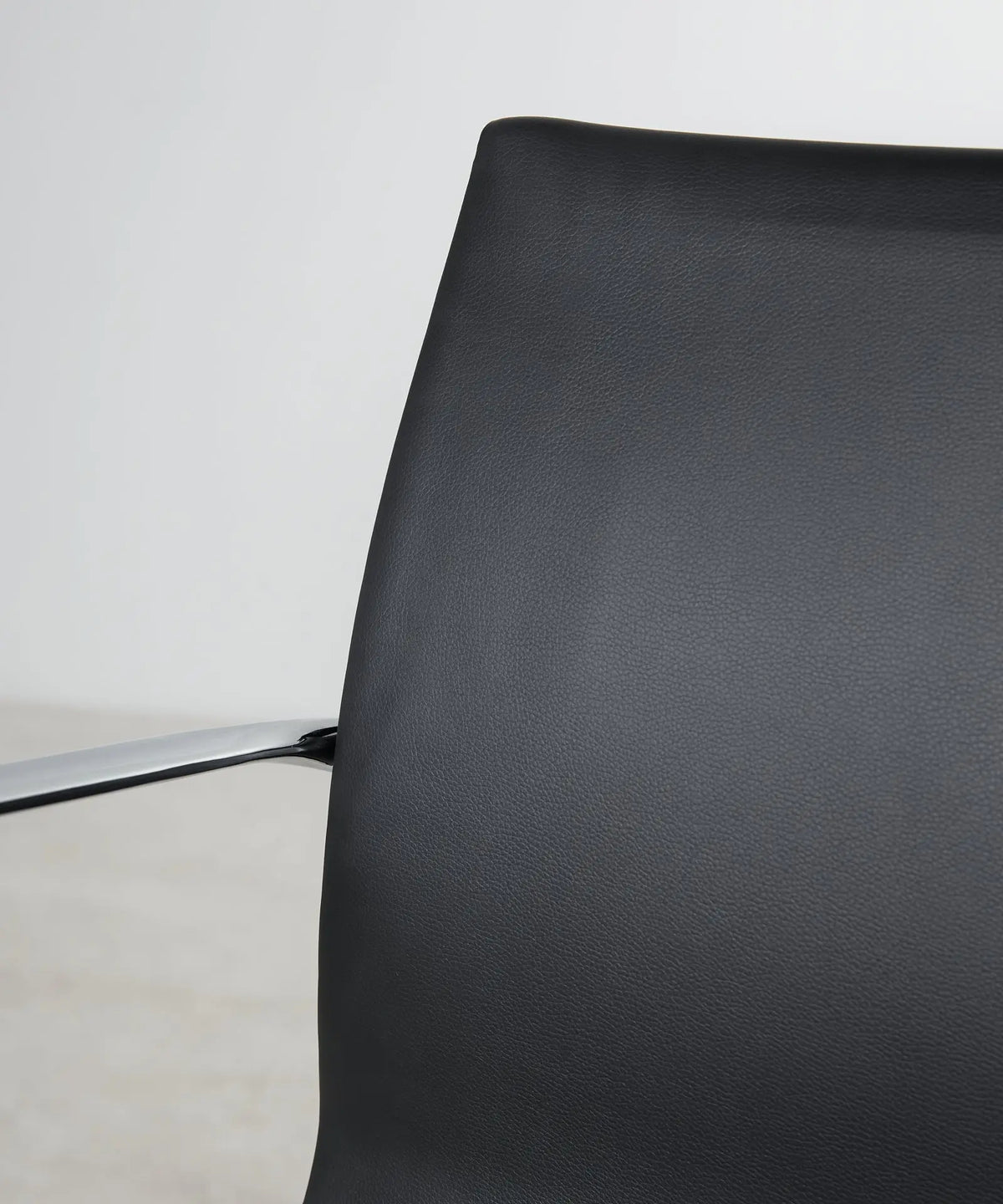 55958630039938 Silla de Oficina en Polipiel Dafne Low Back Sillas de Oficina Northdeco