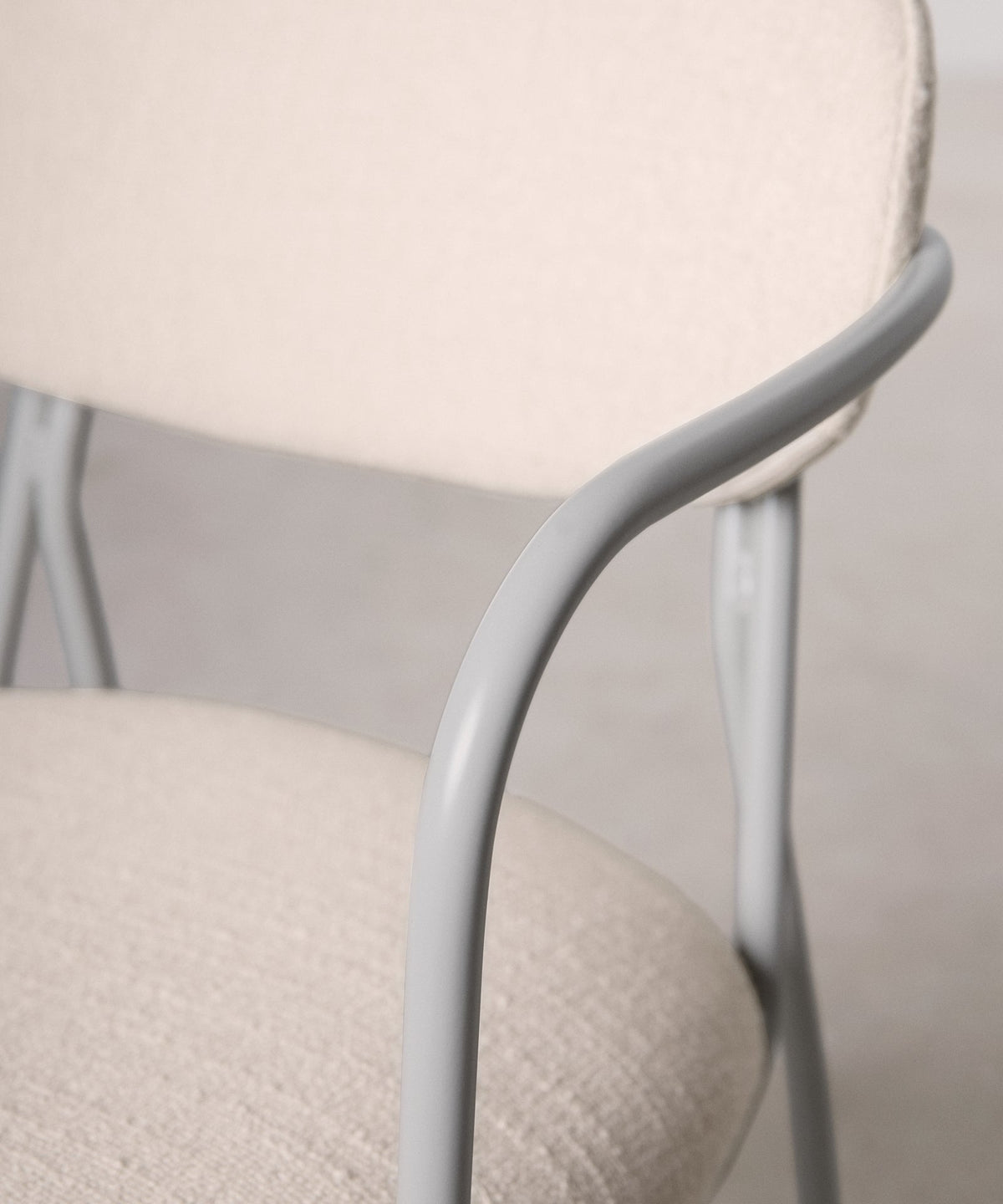 56625826627970 Silla de Comedor de Tela y metal con Reposabrazos Mortiz Arms Sillas tapizadas Northdeco