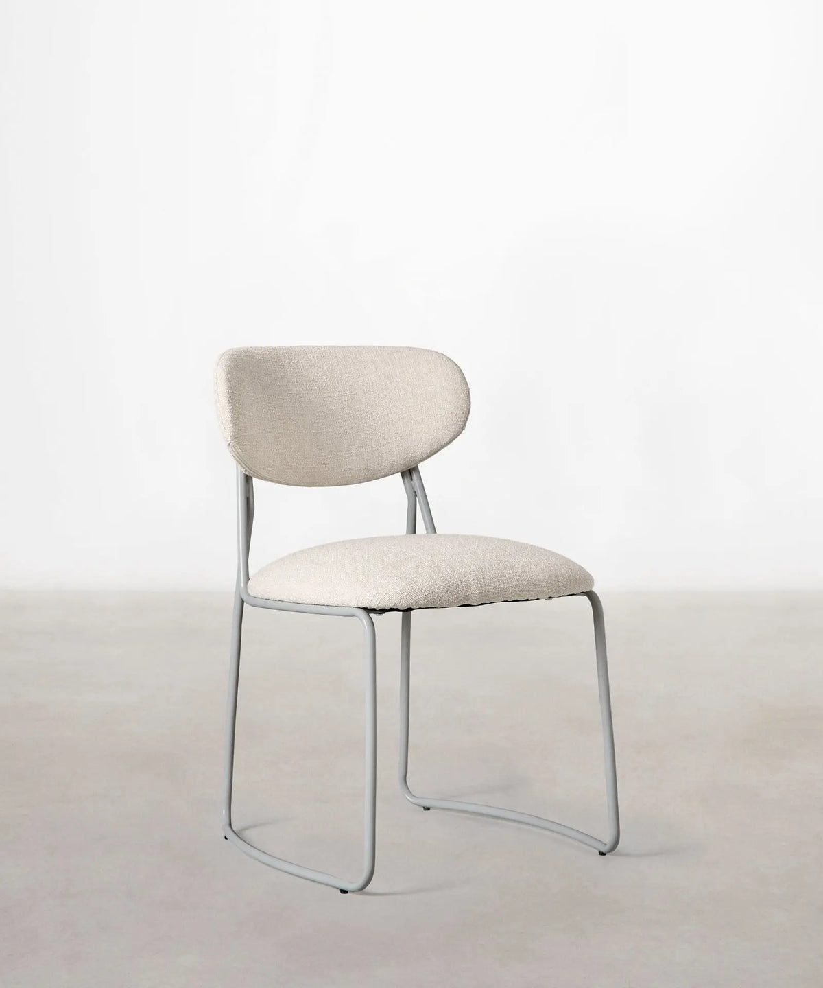 56625769611650 Silla de Comedor de Tela y metal Moritz Sillas tapizadas Northdeco