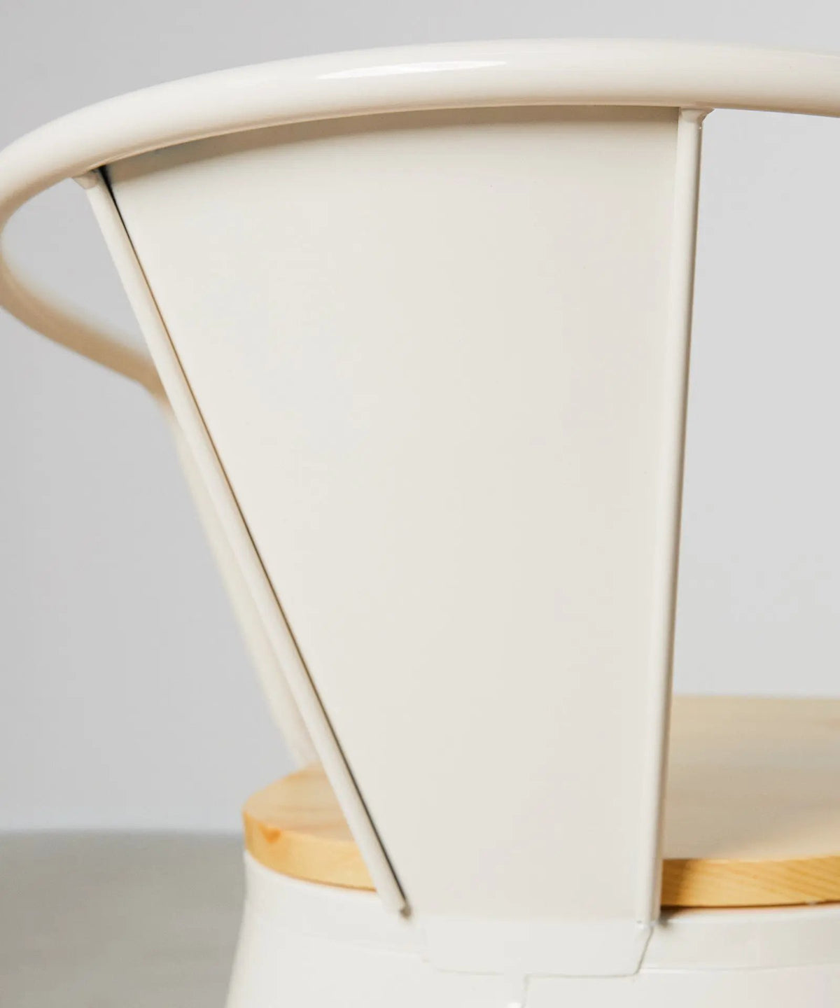 55815409762690 Silla de Comedor de Metal y Madera Tolik Wood Sillas Metálicas Northdeco
