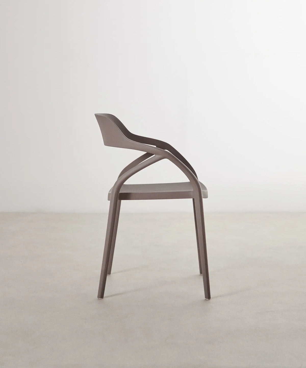 42016626344115 Silla de Polipropileno con Reposabrazos Grace Sillas de Plástico Northdeco