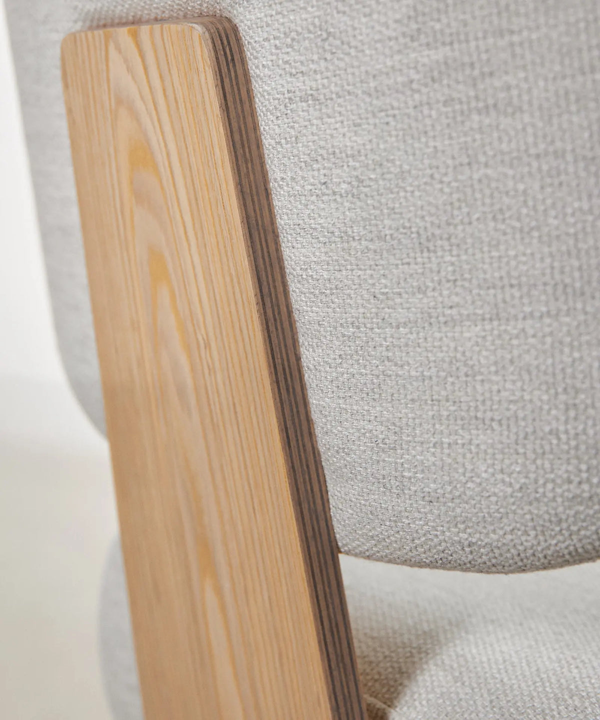 54899385762178 Silla de Escritorio de Tela y Madera Lexa Sillas de Oficina Northdeco
