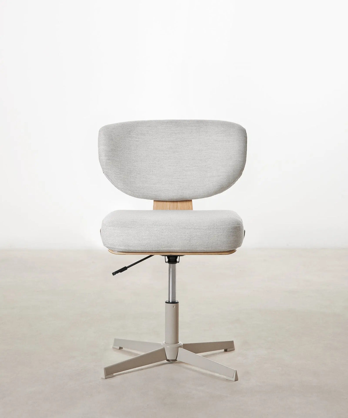 54899385762178 Silla de Escritorio de Tela y Madera Lexa Sillas de Oficina Northdeco