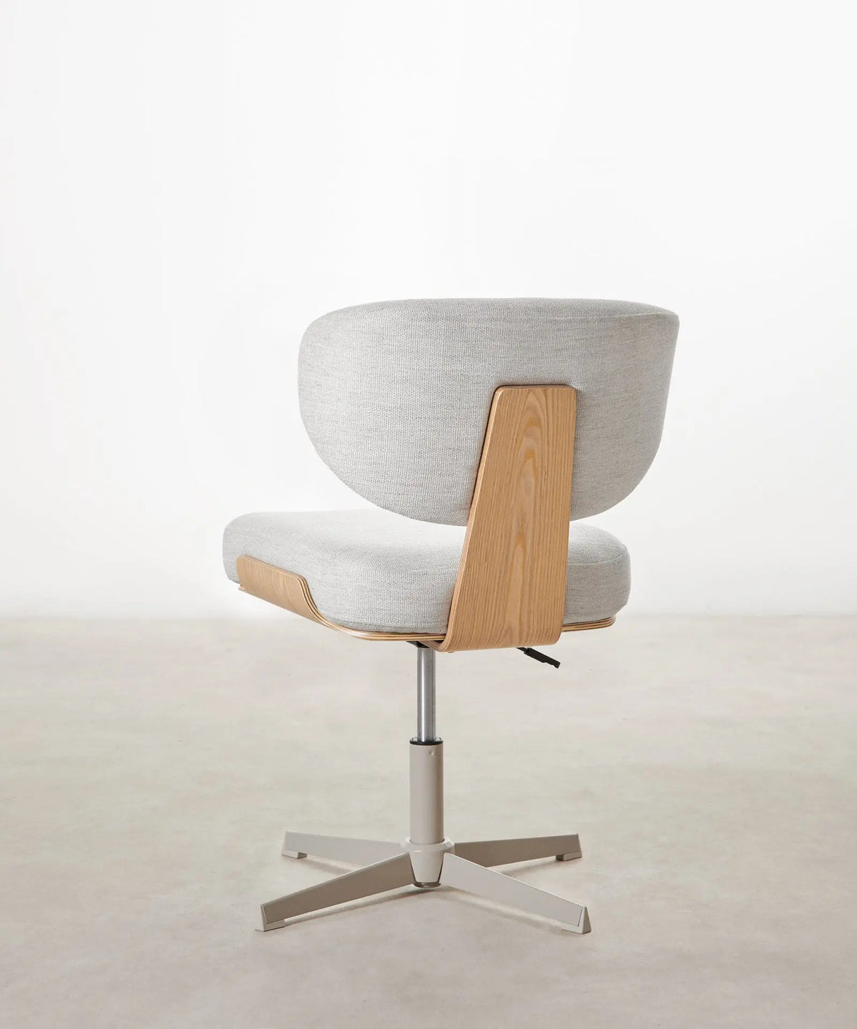 54899385762178 Silla de Escritorio de Tela y Madera Lexa Sillas de Oficina Northdeco
