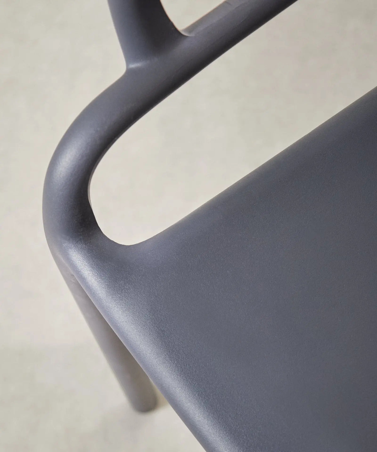 55066314080642 Silla de Polipropileno con Reposabrazos Mila Sillas de Plástico Northdeco