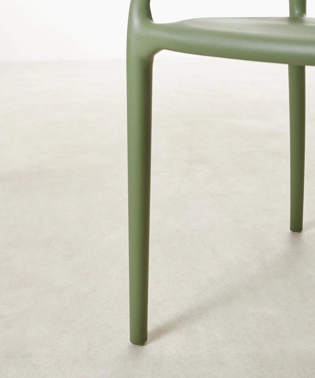 55066312638850 Silla de Polipropileno con Reposabrazos Mila Sillas de Plástico Northdeco