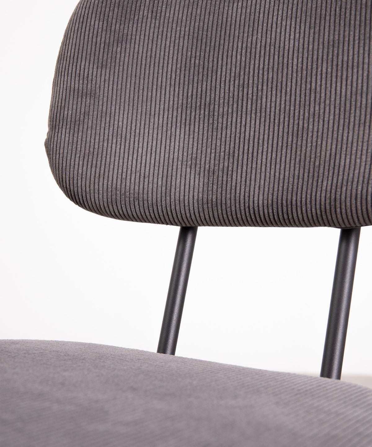 48631754391889 Silla Jimena Sillas tapizadas Northdeco