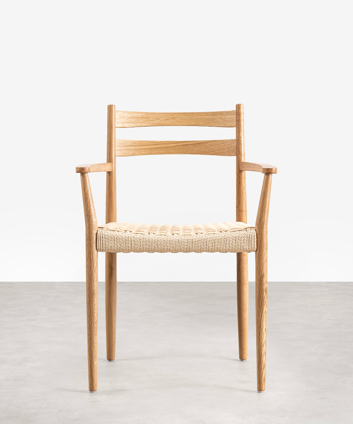 48427856789841 Silla Nona Arms  Northdeco