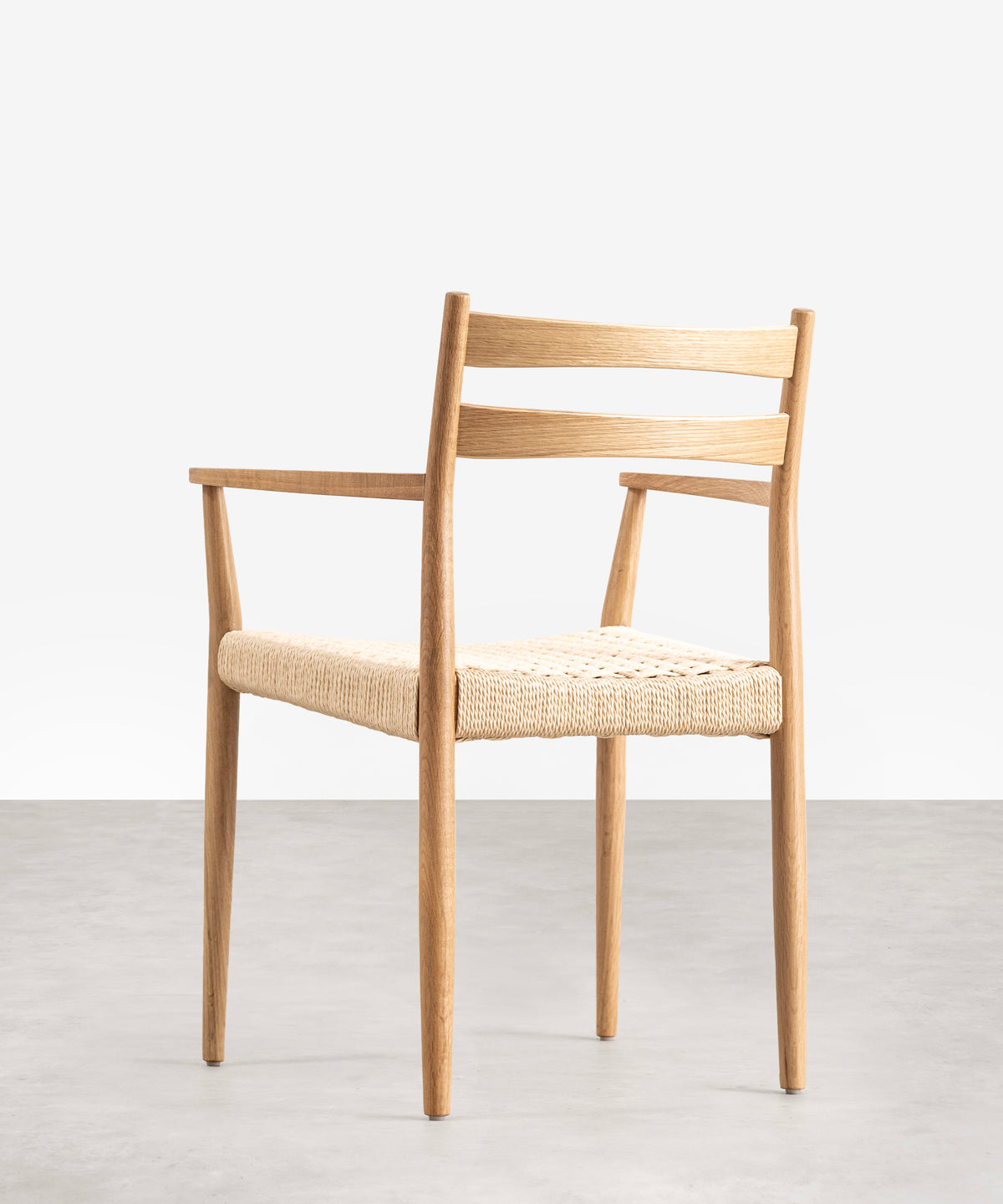48427856789841 Silla Nona Arms  Northdeco