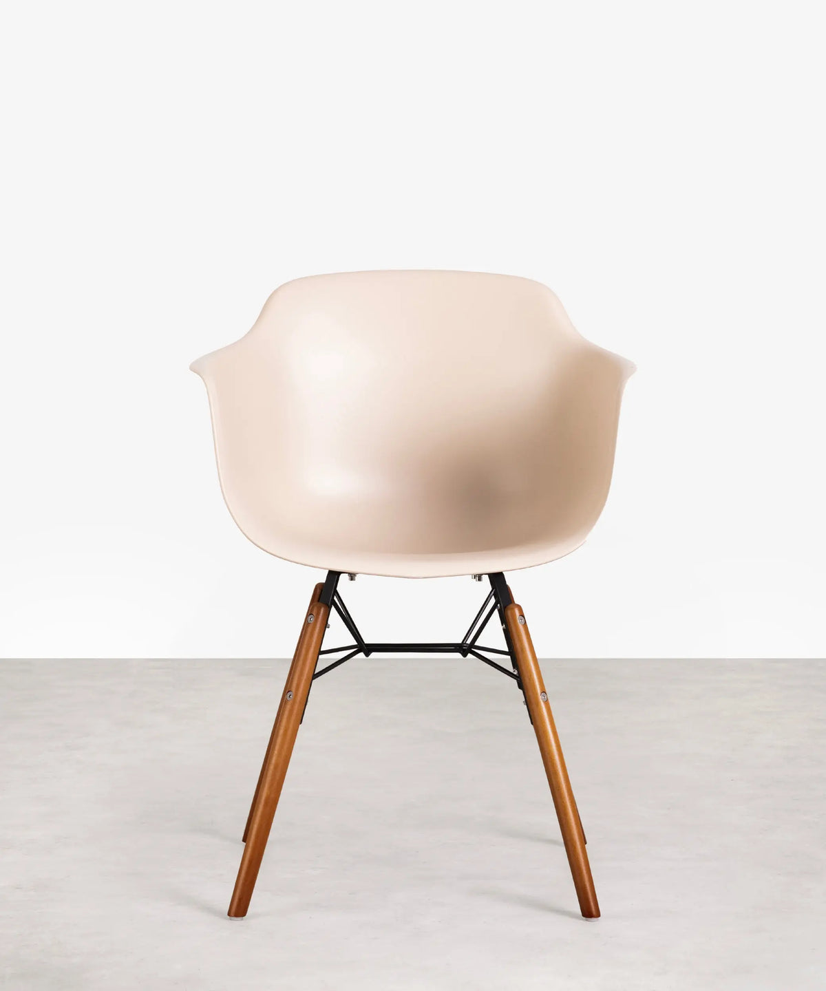 42026451140787 Silla Elon Arms Sillas de Plástico Northdeco